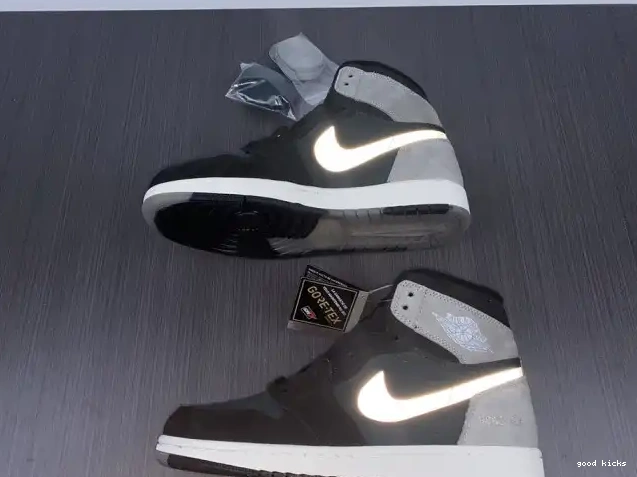 Rep Retro Particle Black 1 DB2889-001 High Element Gore-Tex Grey Jordan 0408